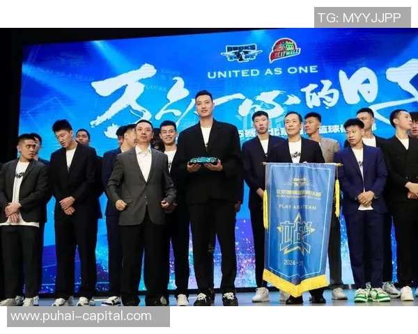 杭州篮球队状态变革引发热议球迷期待新赛季精彩表现与突破