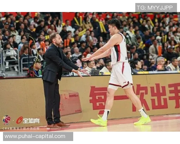 广东与浙江揭幕战精彩对决引发球迷热情期待新赛季的激烈竞争